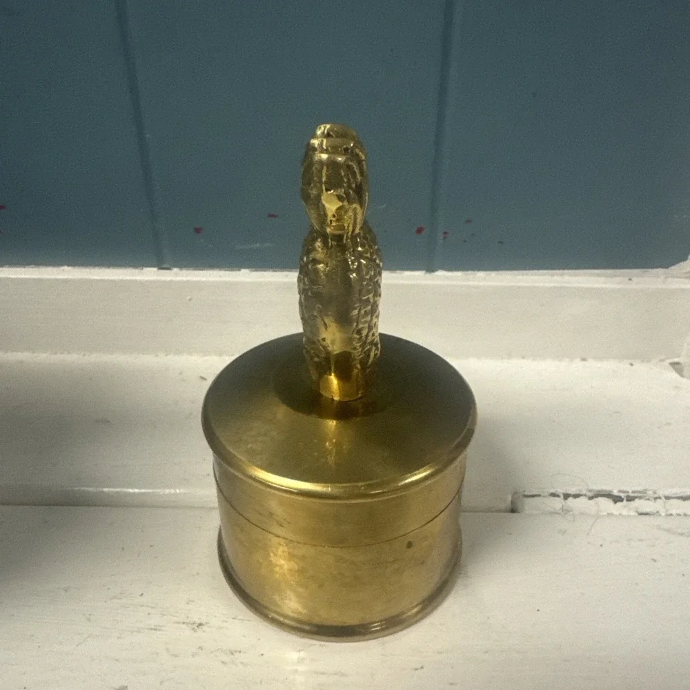 Vtg Brass Round Pineapple Small Stamp Trinket Box w/ Lid 3.75